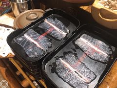 -老牌坊云南鱼豆花火锅(爱建店)