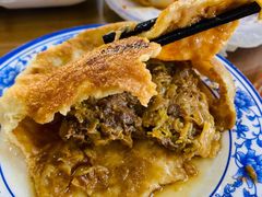 酸菜牛肉馅饼-隆福寺小吃店(东四店)