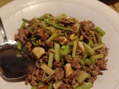 小炒黄牛肉-湘阁里辣(南岭购物广场店)