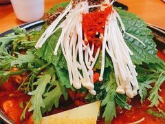 土豆排骨火锅-喇喇排骨火锅·传统韩式脊骨汤(望京西园总店)