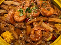 -多嘴超级肉蟹煲(杉杉国潮主题店)