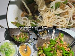 -费大厨辣椒炒肉(黄兴中心广场店)