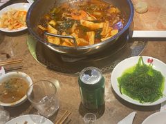 -七欣天香辣蟹火锅(上海银亿滨江店)