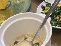 -赶海部落海鲜城(海阳路店)