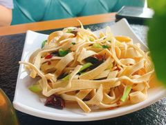 -牛鲜盛齐齐哈尔烤肉(曹路店)