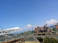 -七彩云南欢乐世界