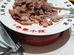 -乔家小院•非遗驴肉•本地小海鲜(滨河路店)