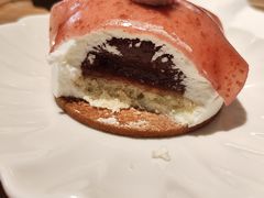 -VERIE BAKEHOUSE