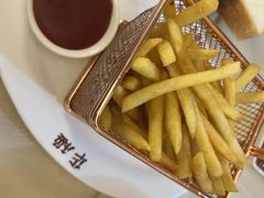 -华梅西餐厅(哈尔滨中央大街店)