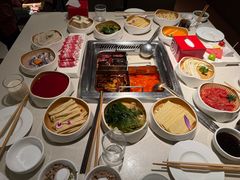 -海底捞火锅鲜切牛肉主题店(长寿路店)