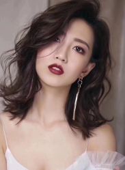 -QZHAIR SALON