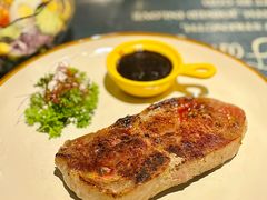 安格斯黑椒牛扒-吱咖啡西式简餐