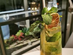 -Oasis Bar & Grill