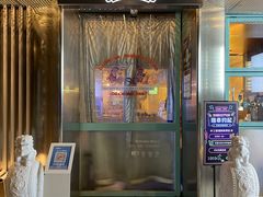 门面-白仁仔· 活烤海鲜 宵夜(豫园店)