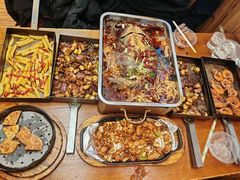 -老东镇啤酒屋海鲜加工·蒸汽海鲜·海鲜烧烤(台东店)