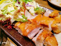 蜜汁梅肉沙拉-花食间餐吧(远大购物中心群力店)
