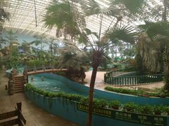 -龙脉温泉室内游泳馆