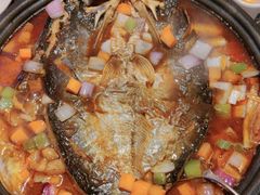 -夯鱼烤鱼·尔滨地标美食(国展店)