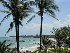 -亚龙湾中心广场