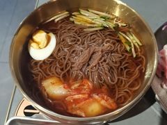 -围炉肉舍•炭烤活鳗•丹东海鲜烤肉(步行街店)