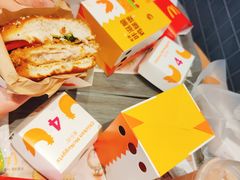 -麦当劳(展览路店)