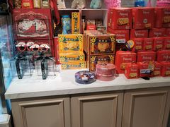 零售区-TOUCH泰奇(金桥长岛路店)