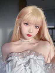-AYO SALON