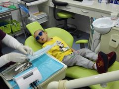 -岳辰齿科(浦东长泰店)