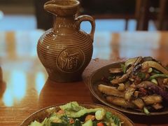 凉拍黄瓜-苗湘食府(十年店)
