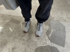 -SALOMON萨洛蒙(北京王府中环店)