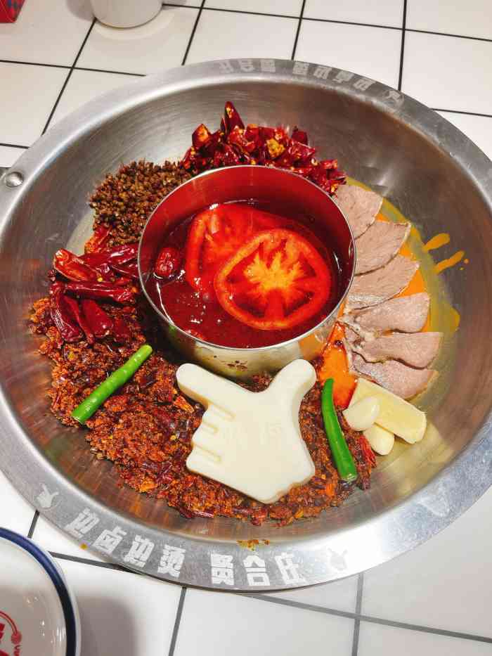 贤合庄卤味火锅(红旗街万达店)-"五一假期看到贤合庄出了新菜品就和