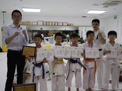 -极真空手道疾风道场(虹口凉城店)