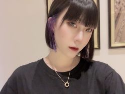 -PE SALON