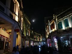 -海口骑楼小吃街