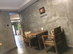 -HIGH FIVE哈福手工汉堡(桂林路店)