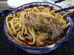 -陇上全荟兰州传统牛肉面(延吉路店)