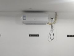 -龙脊堂龙氏推拿 整脊(陆家浜店)