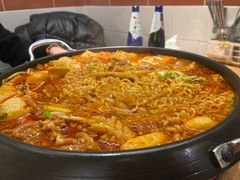 -WOW LUCKY创意韩料(龙阳广场店)
