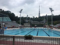 -越秀山游泳场