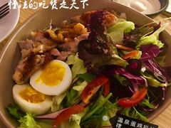 温泉蛋鸡扒沙拉-打趸BTC·Breaktime cafe(北京路店)