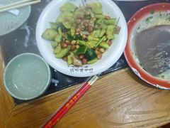 -边江铁锅炖鱼(振八街店)