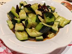 -肥肥虾庄·金牌油焖大虾(杨园滨江时代walk店)
