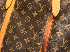 -IRENCE伊琳丝奢侈品皮具护理(二手鉴定世界广场店)