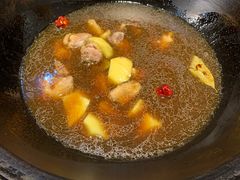 -锅老头海鲜铁锅炖