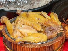 -岛中岛·海鲜大排档·万宁老字号(东澳店)