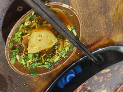 -黄潇洒老火锅(九眼桥宏济巷店)