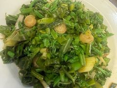 凉拌野菜-姥家大锅台水库渔家