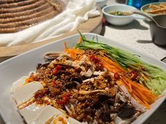 豆花肉酱鸡丝米线-云荷里·蒸汽石锅鱼·云南菜(中发百旺店)