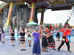 -七彩云南欢乐世界