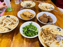 -任记七中刀削面(总店)